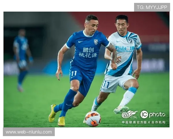 武汉三镇赢得“武汉德比”,重回积分榜首位 武汉三镇赢得“武汉德比”,重回积分榜首位